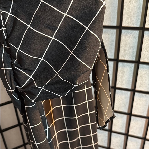 Sara Campbell Black and White 3/4 Sleeve Sheath Dress, SZ 4 - Picture 7 of 13